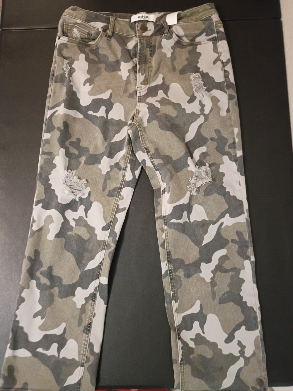Mica Denim Women's Olive Camo Distressed High Rise Jeans Size 31